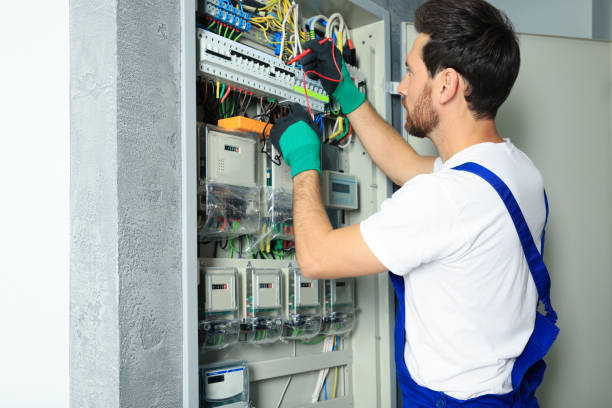 Best Circuit Breaker Repair  in South Whitley, IN